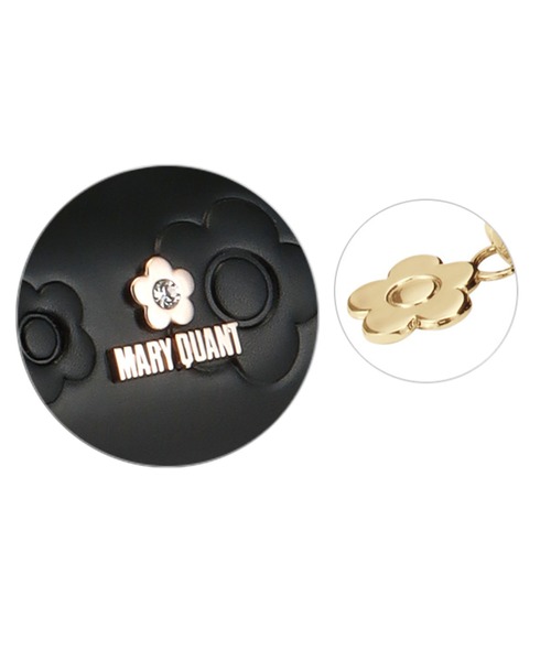 MARY QUANT（マリークワント）の「ランダムデイジーエンボス スクエアペンケース（ポーチ・レディース・ブラック/ピンク・FREE）」の4枚目の写真