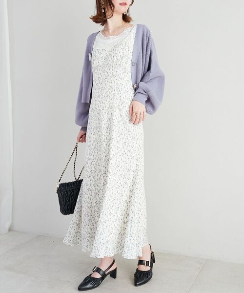 MAJESTIC LEGON（マジェスティックレゴン）の「フラワーレディキャミワンピ（ワンピース・レディース・ホワイト系その他2/ブルー系その他3/ピンク系その他2・MEDIUM）」の12枚目の写真