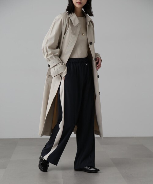 FREE'S MART(フリーズマート)の「◆サイドライントラックパンツ(その他パンツ・レディース・ホワイト/グレー・SMALL/MEDIUM)」の3枚目の写真