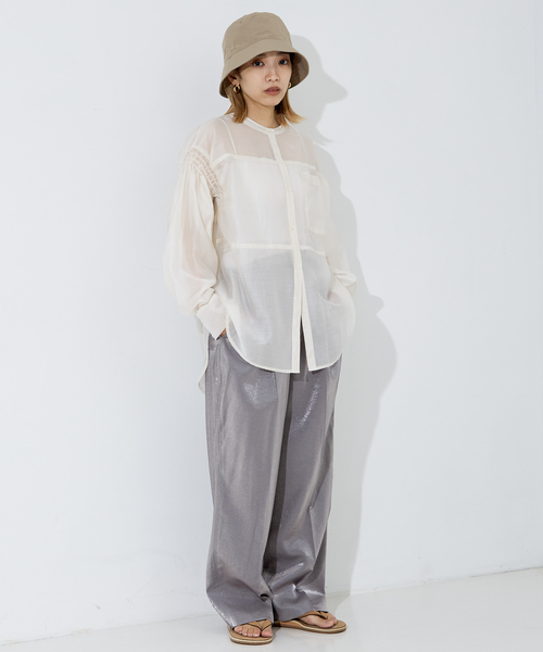 NOMINE（ノミネ）の「【セットアップ着用可】サテンパンツ（スラックス・レディース・ホワイト/シルバー/ブラック/ダークグリーン/ブロンズ・S/M）」の22枚目の写真