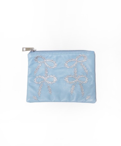 Casselini(キャセリーニ)の「Casselini(キャセリーニ)スカラップエンブロイダリーポーチ(ポーチ・レディース・ブラック/カーキ/ピンク/ブルー・FREE)」の6枚目の写真