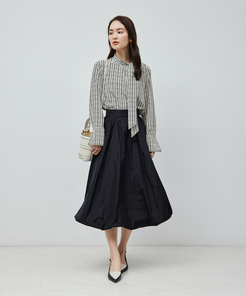 ROPE'（ロペ）の「シャンブレータフタバルーンスカート【セットアップ対応】（スカート・レディース・ブラック・36/38）」の2枚目の写真