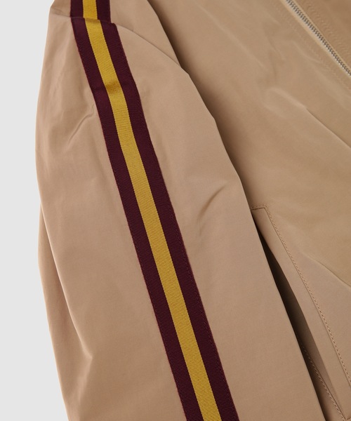 DRIES VAN NOTEN（ドリスヴァンノッテン）の「VALORY TAPE 8029 W.W.JACKET BEI（ブルゾン・レディース・ベージュ・38/36）」の4枚目の写真