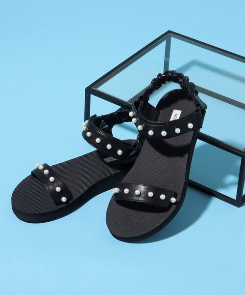 NOLLEY’S（ノーリーズ）の「パールスポサン（サンダル・レディース・ブラック・L/M/S）」の3枚目の写真