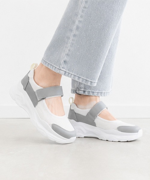 coca（ANDEX shoes product）（コカ）の「ベルクロ バックストラップ メッシュ スニーカーサンダル（サンダル・レディース・ブラック/ホワイト・SMALL/LARGE/MEDIUM）」の21枚目の写真