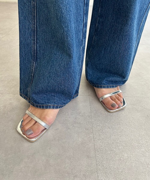 SHENERY（シーナリー）の「【WEB限定カラー：ブラウン】スクエアトゥストラップサンダル（サンダル・レディース・ブラック/シルバー/ベージュ/ブラウン・38/37/36）」の17枚目の写真