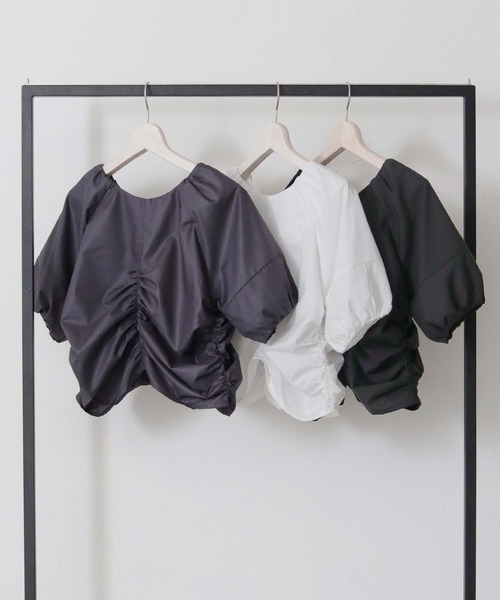 cheriella(シェリエラ)の「【cheriella】ボリュームスリーブギャザーブラウス VOLUME SLEEVE GATHER BLOUSE(シャツ/ブラウス・レディース・チャコールグレー/ブラック/ホワイト・M)」の19枚目の写真