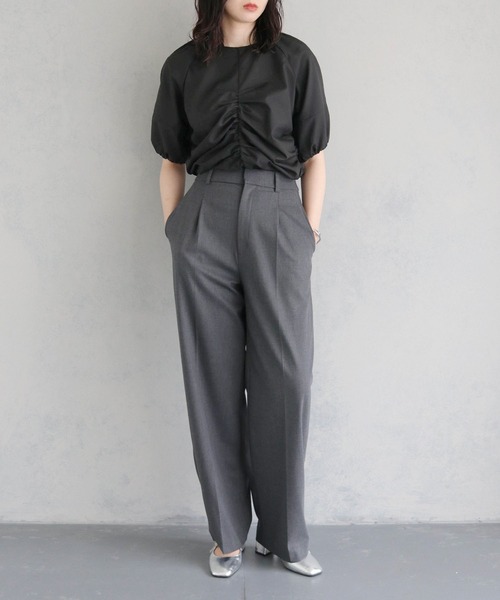 cheriella(シェリエラ)の「【cheriella】ボリュームスリーブギャザーブラウス VOLUME SLEEVE GATHER BLOUSE(シャツ/ブラウス・レディース・チャコールグレー/ブラック/ホワイト・M)」の9枚目の写真