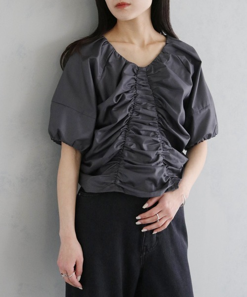 cheriella(シェリエラ)の「【cheriella】ボリュームスリーブギャザーブラウス VOLUME SLEEVE GATHER BLOUSE(シャツ/ブラウス・レディース・チャコールグレー/ブラック/ホワイト・M)」の14枚目の写真