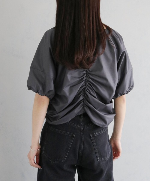 cheriella(シェリエラ)の「【cheriella】ボリュームスリーブギャザーブラウス VOLUME SLEEVE GATHER BLOUSE(シャツ/ブラウス・レディース・チャコールグレー/ブラック/ホワイト・M)」の16枚目の写真