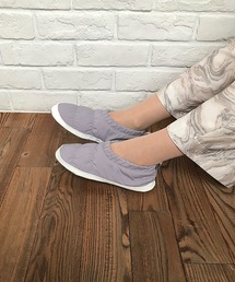 tone（トーン）の「持ち歩きにも最適、ナイロンサブシューズ/hsky（スニーカー）」
