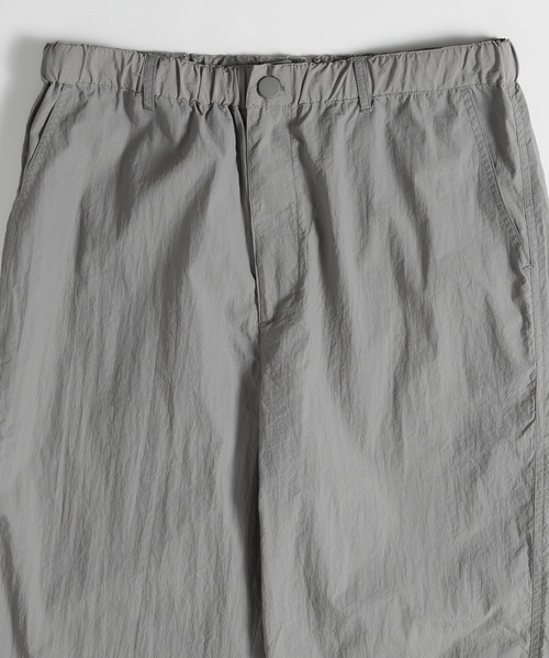 MUHET(ミュエータ)の「ナイロンパンツ(その他パンツ・レディース・グレー/ブラック・MEDIUM/X-LARGE/SMALL)」の20枚目の写真