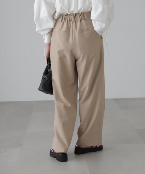 FREE'S MART（フリーズマート）の「◆[セットアップ対応]タックセミワイドパンツ（スラックス・レディース・ブラック/ベージュ・SMALL/MEDIUM）」の22枚目の写真