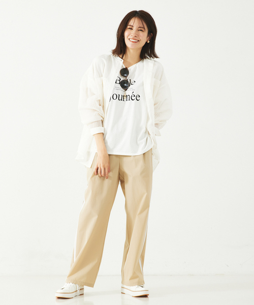 abahouse mavie(アバハウスマヴィ)の「ナイロンストレッチサイドライントラックパンツ(その他パンツ・レディース・ベージュ/チャコールグレー・フリー)」の16枚目の写真