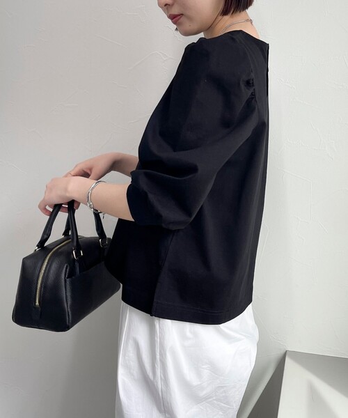 fredy emue（フレディエミュ）の「シルケット袖ボリュームプルオーバー（Tシャツ/カットソー・レディース・ブラック/グレイッシュベージュ/オフホワイト/グレイッシュブルー・38）」の22枚目の写真