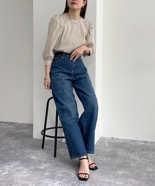 fredy emue（フレディエミュ）の「シルケット袖ボリュームプルオーバー（Tシャツ/カットソー・レディース・ブラック/グレイッシュベージュ/オフホワイト/グレイッシュブルー・38）」の15枚目の写真