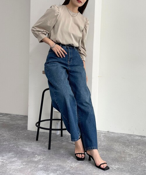 fredy emue（フレディエミュ）の「シルケット袖ボリュームプルオーバー（Tシャツ/カットソー・レディース・ブラック/グレイッシュベージュ/オフホワイト/グレイッシュブルー・38）」の16枚目の写真