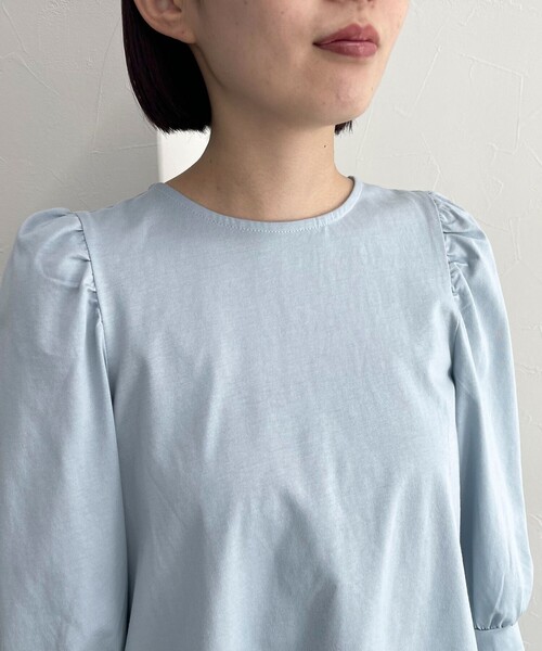 fredy emue（フレディエミュ）の「シルケット袖ボリュームプルオーバー（Tシャツ/カットソー・レディース・ブラック/グレイッシュベージュ/オフホワイト/グレイッシュブルー・38）」の5枚目の写真