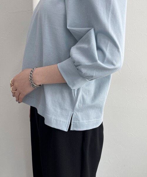 fredy emue（フレディエミュ）の「シルケット袖ボリュームプルオーバー（Tシャツ/カットソー・レディース・ブラック/グレイッシュベージュ/オフホワイト/グレイッシュブルー・38）」の8枚目の写真