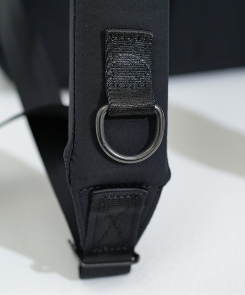 PORTER CLASSIC(ポータークラシック)の「【Porter Classic / ポータークラシック】 SHEEN NYLON NEWTON BUSINESS RUCKSACK(バックパック/リュック・メンズ・ブラック・FREE)」の10枚目の写真