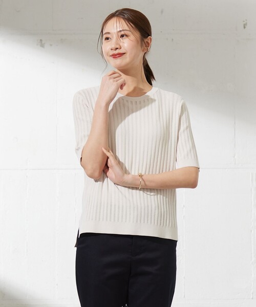 J.PRESS（ジェイプレス）の「【洗える・抗菌防臭】VISCOSE STRETCH サマー ニット（ニット/セーター・レディース・アイボリー系/ネイビー系/イエロー系/ターコイズブルー系・MEDIUM/LARGE）」の2枚目の写真