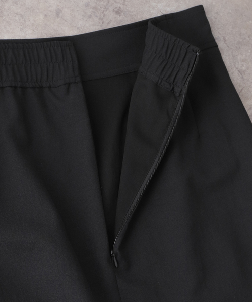 La TOTALITE（ラトータリテ）の「ポリエステルコットンタイトスカート（スカート・レディース・グリーン/ベージュ/ブラック・36/38）」の15枚目の写真