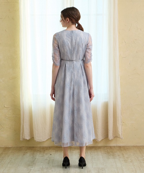 AIMER(エメ)の「サテンリボンラメレース袖付きミモレパーティードレス 結婚式 お呼ばれ ドレス 20代 30代 40代(ドレス・レディース・サックスブルー/ライトグリーン/ピンクベージュ/ネイビー/サックスブルー系・SMALL/MEDIUM/LARGE)」の13枚目の写真