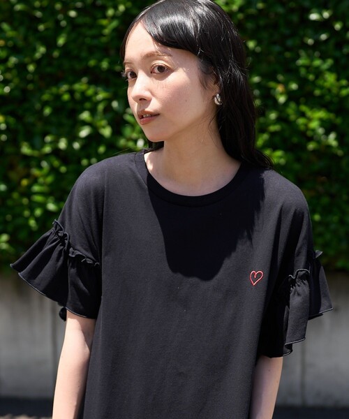 セール】ワンポイントハート刺繍 袖フリルワンピース/カット