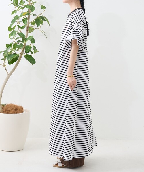 ロゴ刺しゅうフリル　カットワンピース ロゴ刺繍フリルカットワンピース⛄ | メゾピアノ | 大丸札幌店