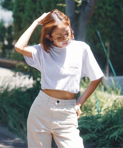 rip curl(リップカール)の「【RIPCURL(リップカール)】M STAPLER TEE/スタンダードフィットブランドロゴプリントコットン100%半袖Tシャツ(Tシャツ/カットソー・メンズ・ブラック/ホワイト・MEDIUM/LARGE)」の2枚目の写真