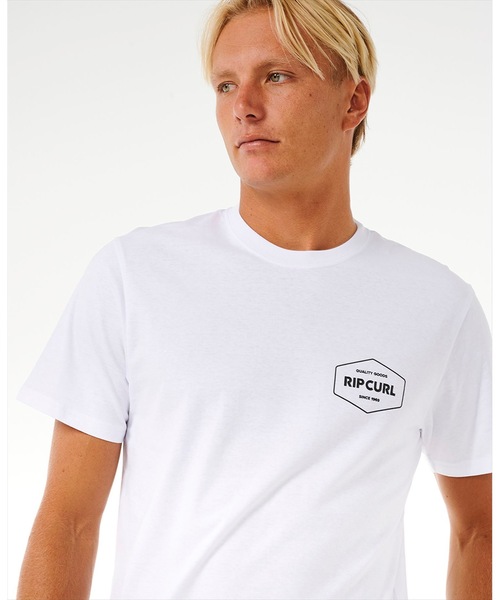 rip curl(リップカール)の「【RIPCURL(リップカール)】M STAPLER TEE/スタンダードフィットブランドロゴプリントコットン100%半袖Tシャツ(Tシャツ/カットソー・メンズ・ブラック/ホワイト・MEDIUM/LARGE)」の11枚目の写真