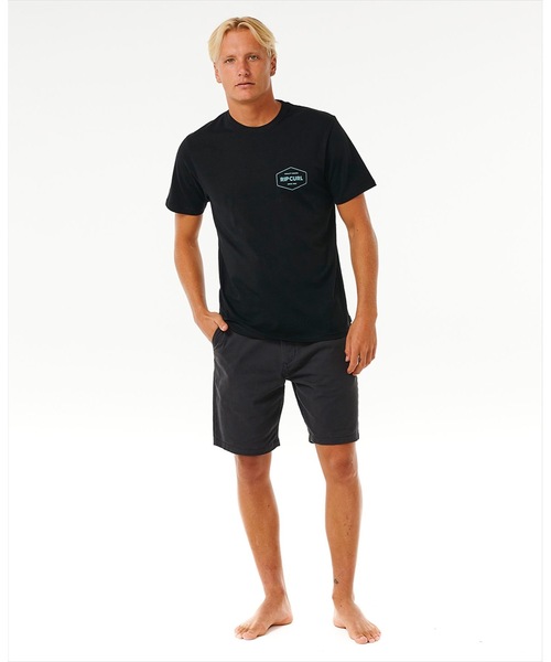 rip curl(リップカール)の「【RIPCURL(リップカール)】M STAPLER TEE/スタンダードフィットブランドロゴプリントコットン100%半袖Tシャツ(Tシャツ/カットソー・メンズ・ブラック/ホワイト・MEDIUM/LARGE)」の4枚目の写真