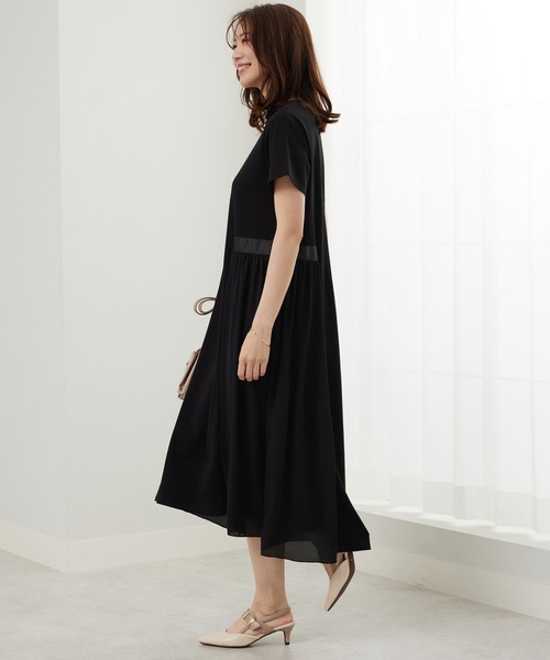 BELLUNA PLUS(ベルーナ)の「サイドシフォン使いギャザー切替ワンピース(ワンピース・レディース・ブラック・X-LARGE/LARGE/MEDIUM)」の5枚目の写真