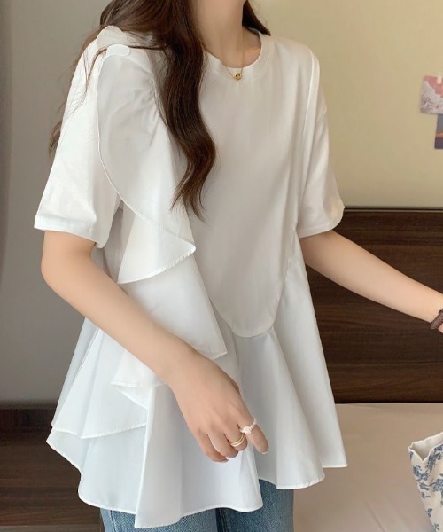 deux amour(ドゥーザムール)の「カシュクールフリルアシメデザインTシャツ(Tシャツ/カットソー・レディース・ブラック/ホワイト・FREE)」の5枚目の写真