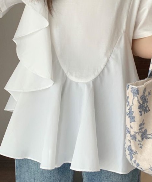deux amour(ドゥーザムール)の「カシュクールフリルアシメデザインTシャツ(Tシャツ/カットソー・レディース・ブラック/ホワイト・FREE)」の9枚目の写真