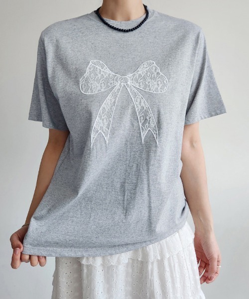 Doux Belle(ドゥーベル)の「ビックリボン刺繍Tシャツ(Tシャツ/カットソー・レディース・ホワイト/ブラック/グレー・FREE)」の9枚目の写真