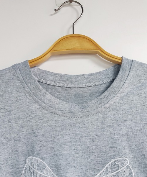 Doux Belle(ドゥーベル)の「ビックリボン刺繍Tシャツ(Tシャツ/カットソー・レディース・ホワイト/ブラック/グレー・FREE)」の12枚目の写真