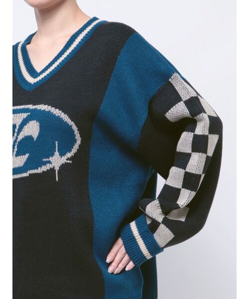 jouetie（ジュエティ）の「ラインロゴジャガードVネックニット（ニット/セーター・レディース・グレー/ブラック/グリーン・MEDIUM）」の14枚目の写真