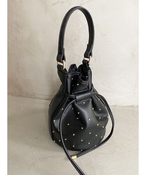 RESEXXY（リゼクシー）の「スタッズコンパクトバッグ（ハンドバッグ・レディース・レッド/ブラック・FREE）」の5枚目の写真