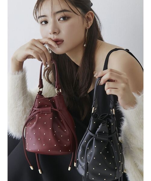 RESEXXY（リゼクシー）の「スタッズコンパクトバッグ（ハンドバッグ・レディース・レッド/ブラック・FREE）」の16枚目の写真