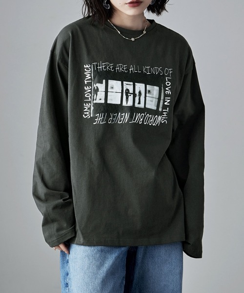 etoll.(エトル)の「フォトプリント×シルバー箔オーバーサイズロングTシャツ(Tシャツ/カットソー・レディース・オフホワイト/チャコールグレー・FREE)」の11枚目の写真
