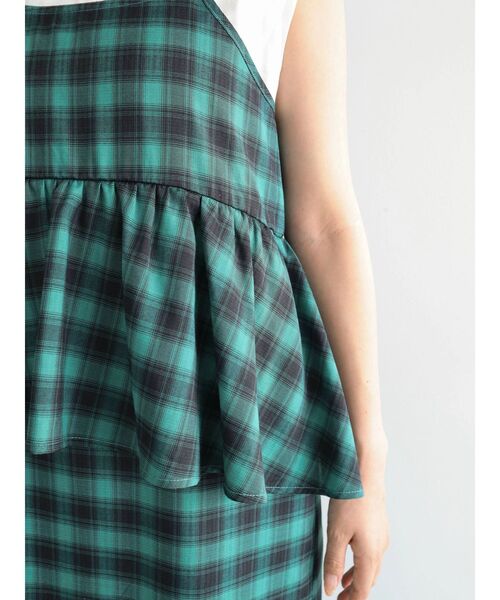 Green　Parks（グリーンパークス）の「チェックペプラムキャミワンピース（ワンピース・レディース・ライトベージュ/オレンジ/グリーン・FREE）」の19枚目の写真