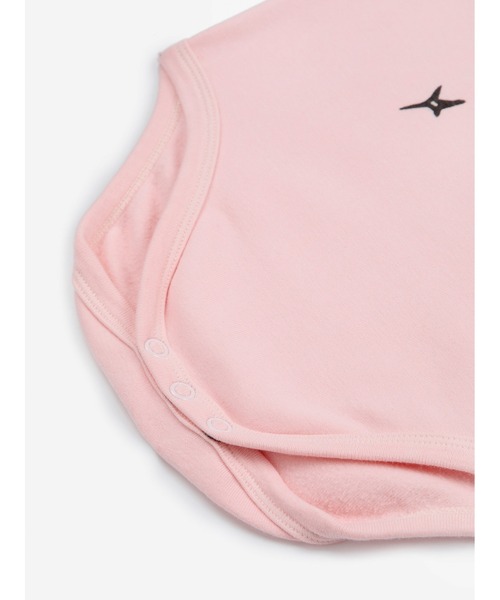 BOBO CHOSES（ボボショーズ）の「Baby Beneath The Moon ruffle body（ロンパース・キッズ・ライトピンク・24MONTH/18MONTH）」の3枚目の写真
