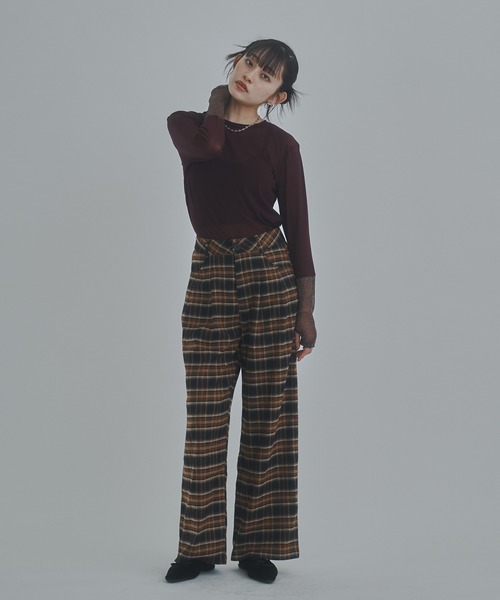 bita.(ビタ)の「ラメシアー切替トップス(Tシャツ/カットソー・レディース・チャコールグレー/ベージュ/ボルドー・FREE)」の18枚目の写真