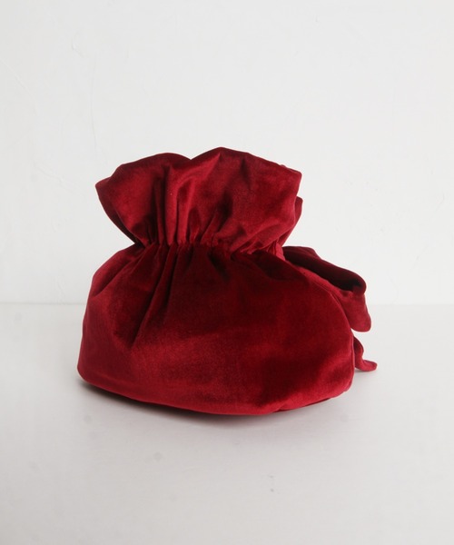 tocco closet（トッコ　クローゼット）の「【ZOZO限定】ベロアリボン巾着バッグ（ショルダーバッグ・レディース・グレー/ブラック/ワイン・M）」の13枚目の写真
