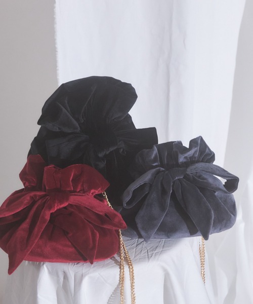 tocco closet（トッコ　クローゼット）の「【ZOZO限定】ベロアリボン巾着バッグ（ショルダーバッグ・レディース・グレー/ブラック/ワイン・M）」の22枚目の写真