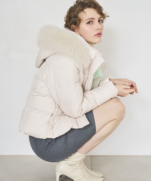 フードファーショートダウン　アイボリー フードファーショートダウン(ブルゾン)｜アウター｜SNIDEL
