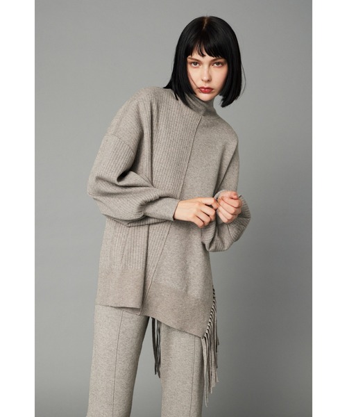 HeRIN.CYE（ヘリンドットサイ）の「Fringe knit tops フリンジニット