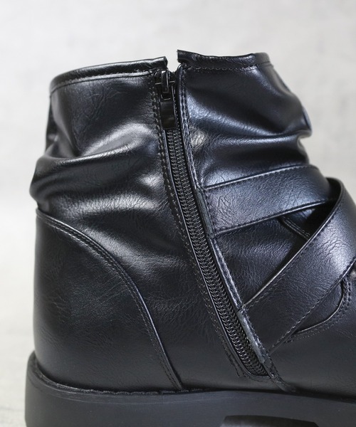 8(eight)(エイト)の「ショートドレープクロスベルトブーツ(ブーツ・メンズ・ブラック・25.5cm/26.0cm/26.5cm/27.0cm/25.0cm/28.0cm)」の15枚目の写真