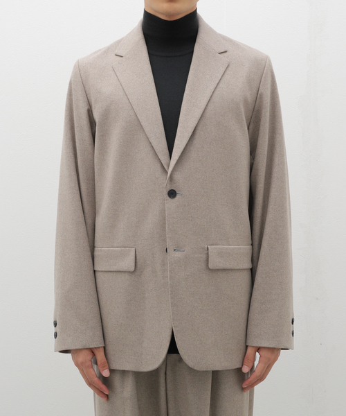 ATON（エイトン）の「ATON(エイトン) MERINO COLLEGE FLANNEL TAILORED JACKET JKAGCW0900（テーラードジャケット・メンズ・ベージュ/ブラック・4/6）」の2枚目の写真